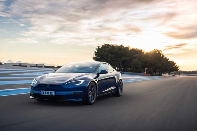 Exterieur_tesla-fait-tomber-porsche-du-trone-sur-le-nuerburgring_1