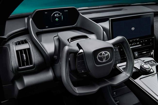 Interieur_toyota-bz4x-l-electrique-par-obligation_0