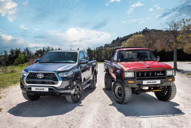 Exterieur_toyota-hilux-heritage-la-serie-speciale-pour-ses-55-ans_1