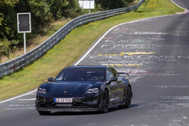 Exterieur_un-nouveau-record-pour-la-porsche-taycan-au-nuerburgring_2