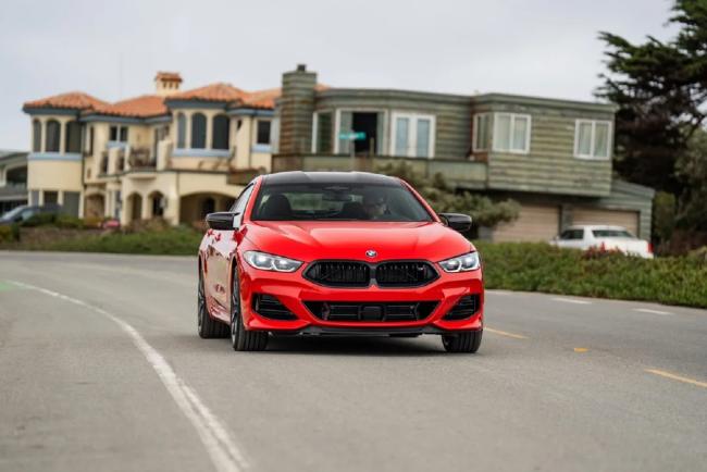 Exterieur_une-bmw-serie-8-5-portes-m850i-heritage-pour-rendre-hommage-au-coupe-des-annees-80_1