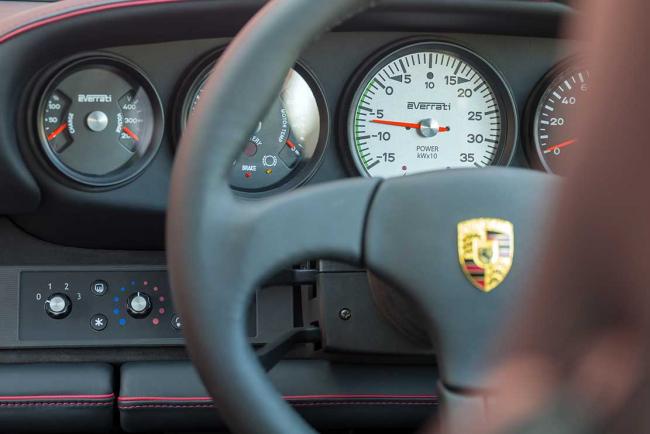 Interieur_une-porsche-911-electrique-l-heresie-ou-le-genie_0