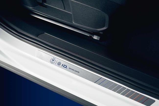 Exterieur_voici-la-voiture-de-dede-deschamps-une-volkswagen-id-4-fff_2