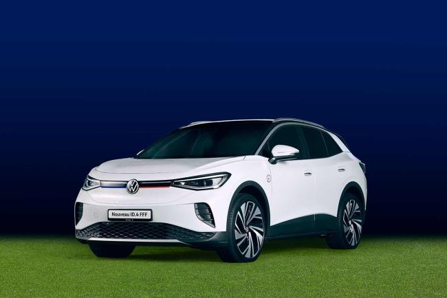 Exterieur_voici-la-voiture-de-dede-deschamps-une-volkswagen-id-4-fff_3
