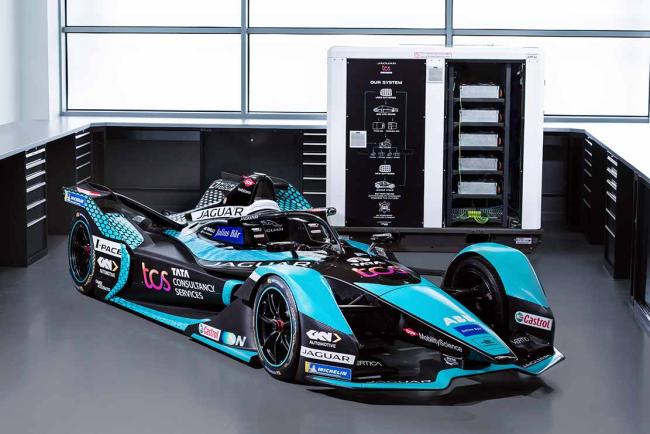 Exterieur_voiture-electrique-et-le-recyclage-de-batterie-la-solution-de-jaguar_1