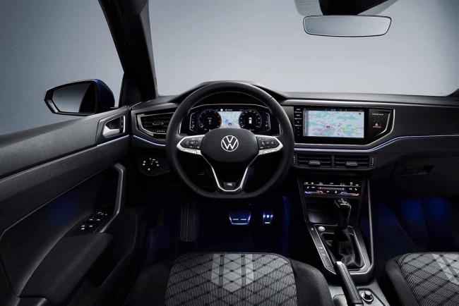 Interieur_volkswagen-polo-le-gene-mutant-de-la-vw-golf_1