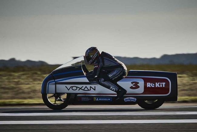 Exterieur_voxan-wattman-408-km-h-en-moto-electrique_1