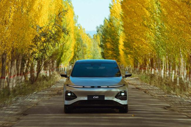 Exterieur_xpeng-g6-il-va-faire-mal-au-peugeot-e-3008_2