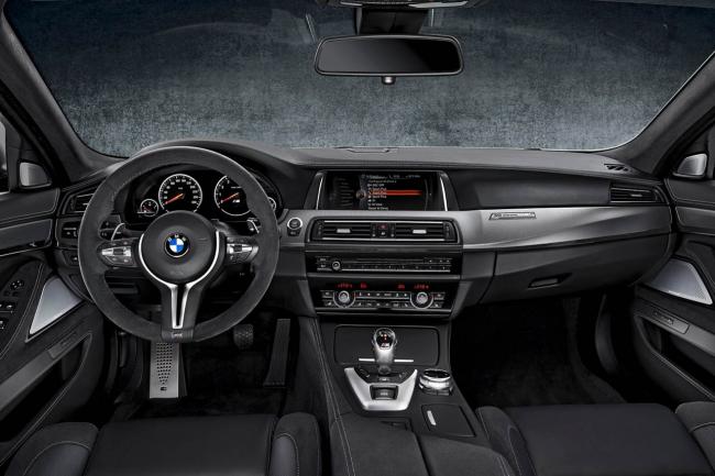 Une bmw m5 30 jahre vendue 700 000 aux encheres 