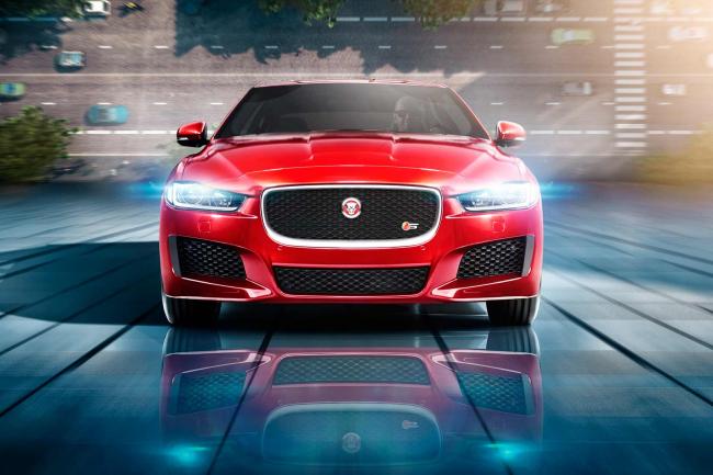 Et la voiture la plus belle de lannee est la jaguar xe 