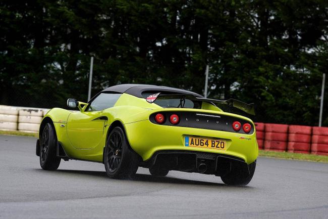 La lotus elise s cup rejoint les concessions 