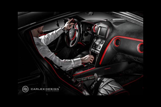 Carlex design retouche l habitacle de la nissan gt r 