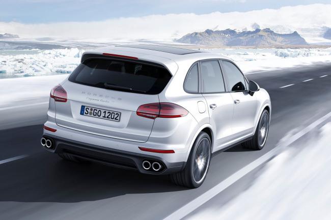 Porsche cayenne turbo s 570 ch sous le capot 