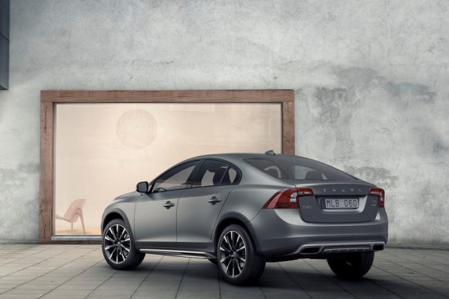 Volvo s60 cross country la definition du crossover 