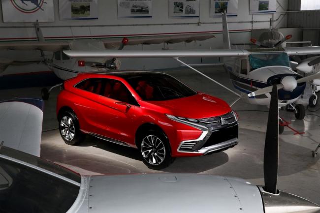 Mitsubishi xr phev ii le nouvel asx est a geneve 