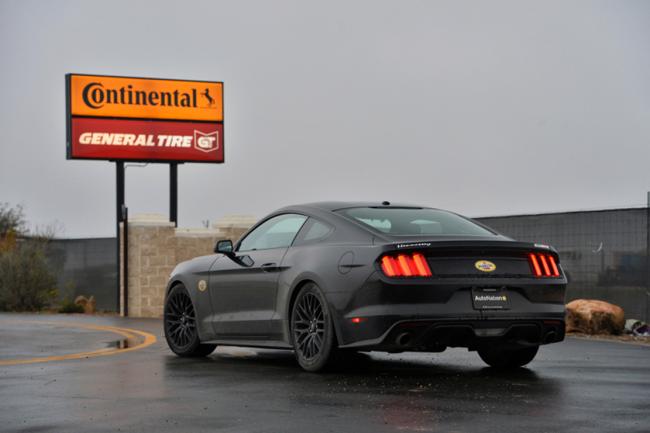 Hennessey mustang hpe700 la mustang a 314 km h 