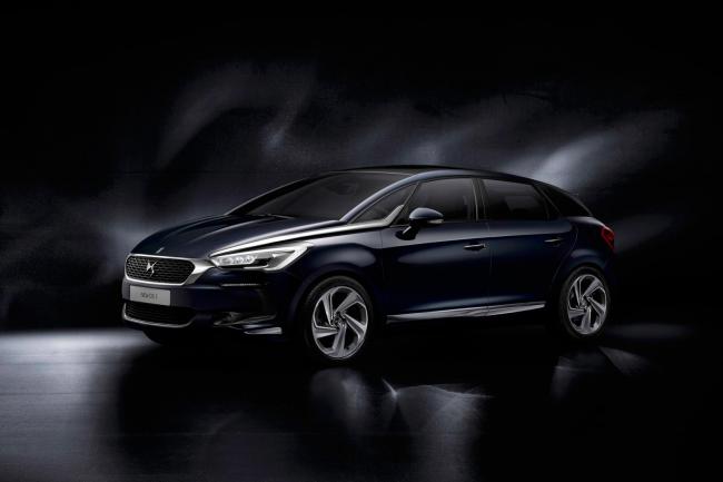 La toute nouvelle ds 5 abandonne citroen 