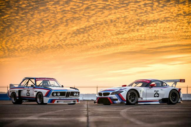 Un bmw z4 gtlm avec une livree historique 