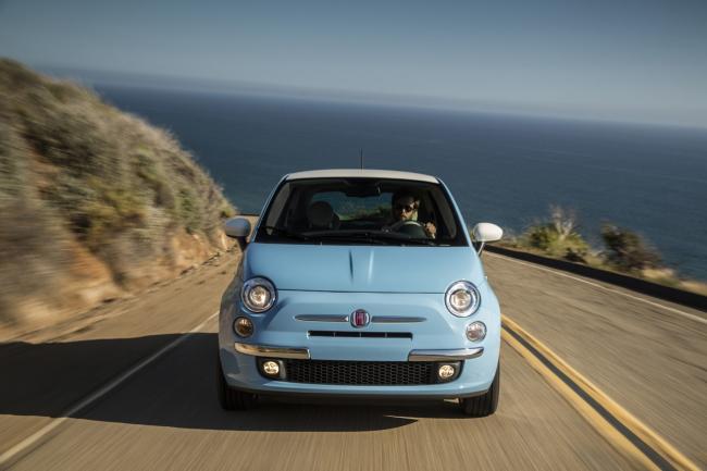 La fiat 500 vintage 57 aussi en cabriolet 