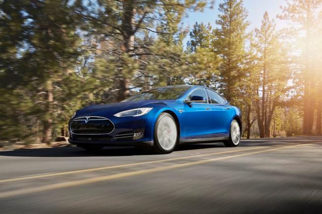 Model s 70d une nouvelle entree de gamme chez tesla 