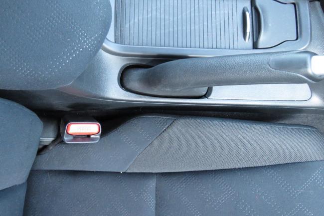 Bloxcar ne perdez plus vos petits objets sous les sieges 