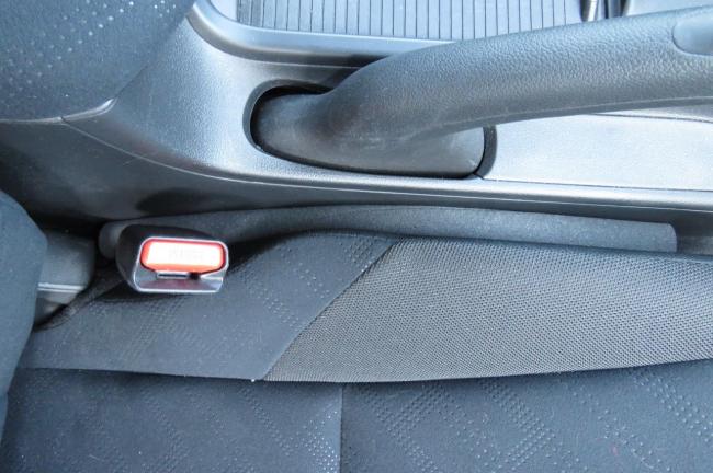 Bloxcar ne perdez plus vos petits objets sous les sieges 