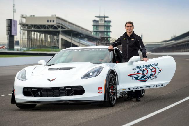 Indy500 une corvette c7 z06 pacecar 