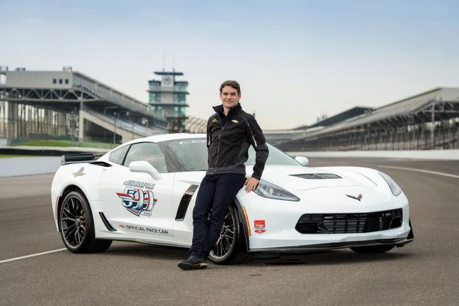 Indy500 une corvette c7 z06 pacecar 