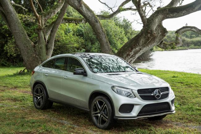 Le mercedes gle coupe en vedette dans le film jurassic world 