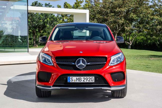 Mercedes gle coupe et jurassic park 4 