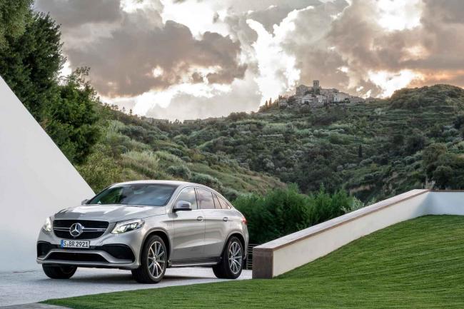 Mercedes gle coupe et jurassic park 4 