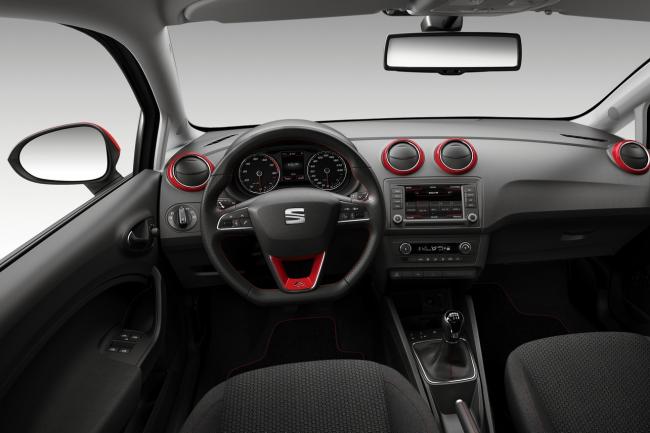 La seat ibiza 2015 retouchee de l interieur 