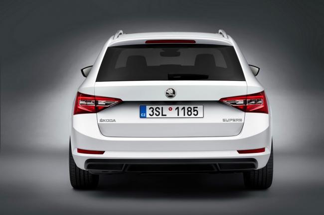 Nouvelle skoda superb 2015 voici le break 