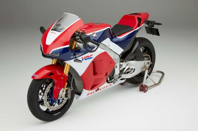 Honda du moto gp a la route avec la rc 213v s 