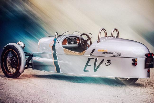 Ev3 concept la morgan three wheeler electrique a goodwood 