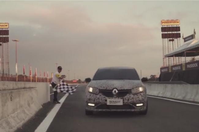 Video un tour de circuit renault sandero rs 