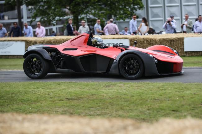 La bac mono signe un record sur la piste de goodwood 