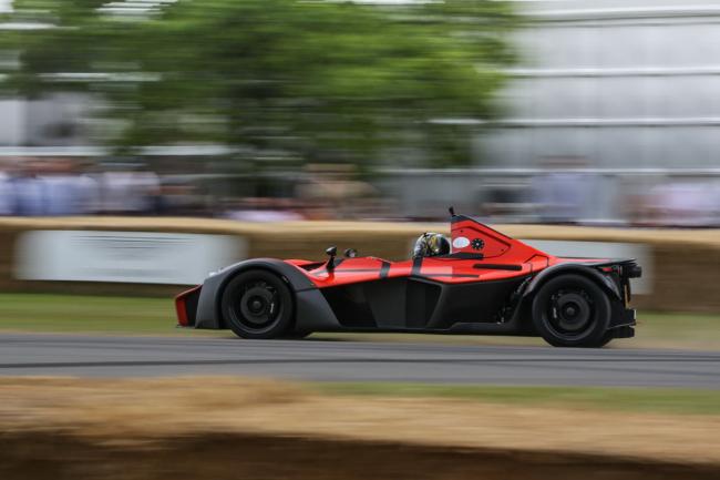 La bac mono signe un record sur la piste de goodwood 