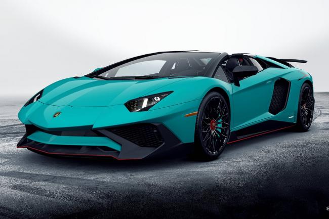 Lamborghini aventador sv roadster c est elle 