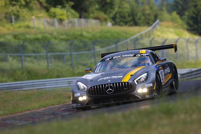 La mercedes amg gt gt3 signe la pole pour sa premiere course 