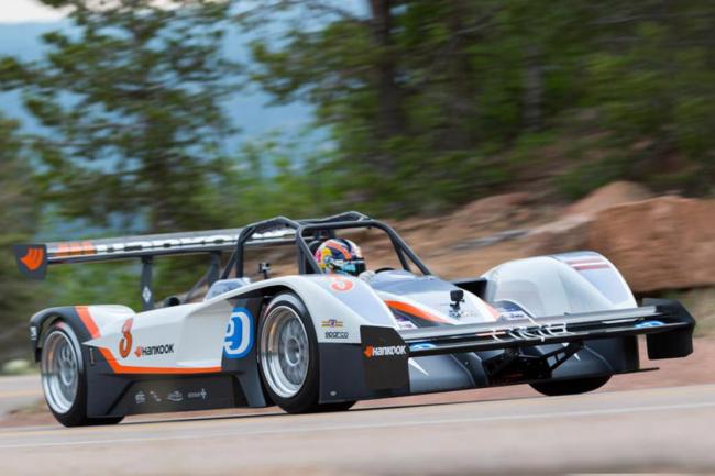 Rhys millen impose sa voiture electrique a pikes peak 