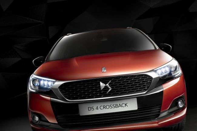 Premieres photos de la nouvelle ds 4 crossback 2016 