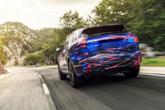 Jaguar f pace des details techniques sur le chassis 