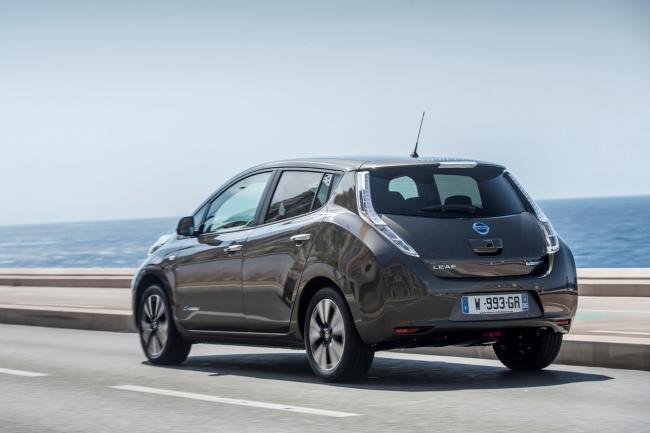 250 km d autonomie pour la nissan leaf 2016 