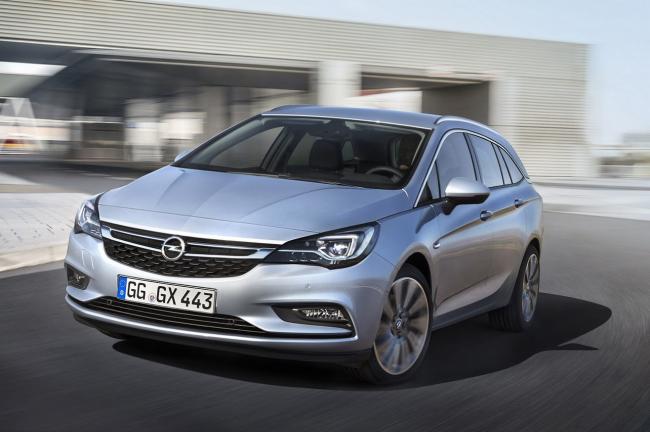 L opel astra sports tourer se devoile avant francfort 