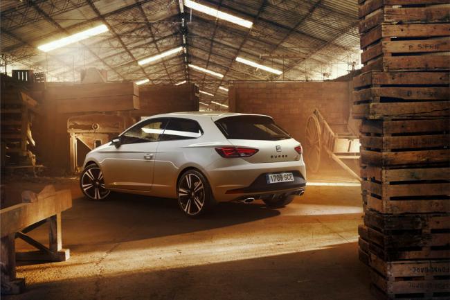 La seat leon cupra passe a 290 ch 