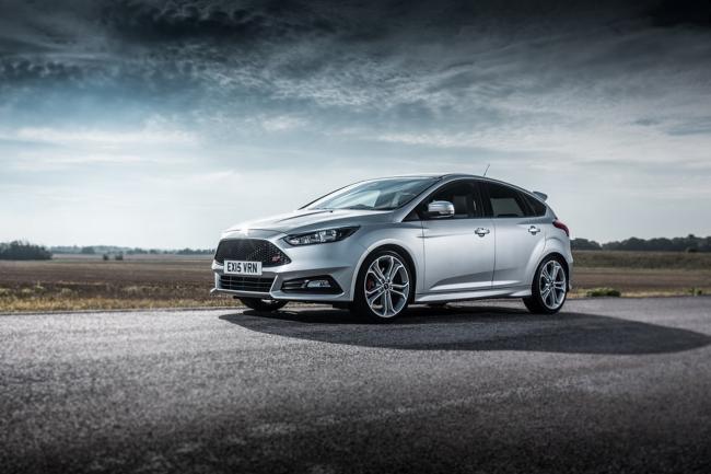 Moutune offre 275 chevaux a la ford focus st 