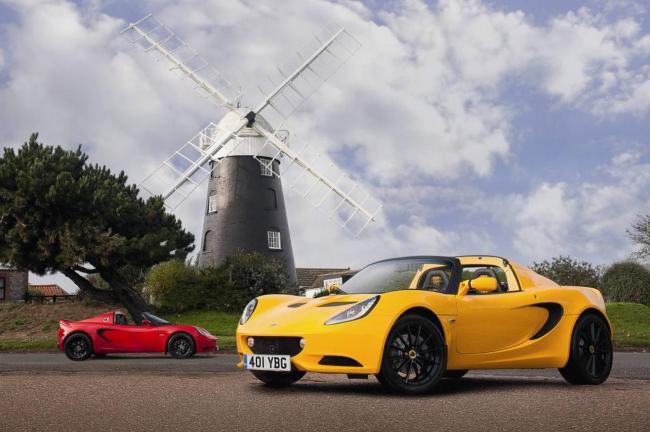 Les lotus elise et elise s deviennent elise sport et elise sport 220 