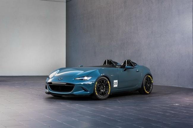 Les mazda mx 5 spyder et speedster en clair 