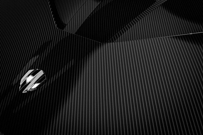 W motors tease la fenyr supersport 